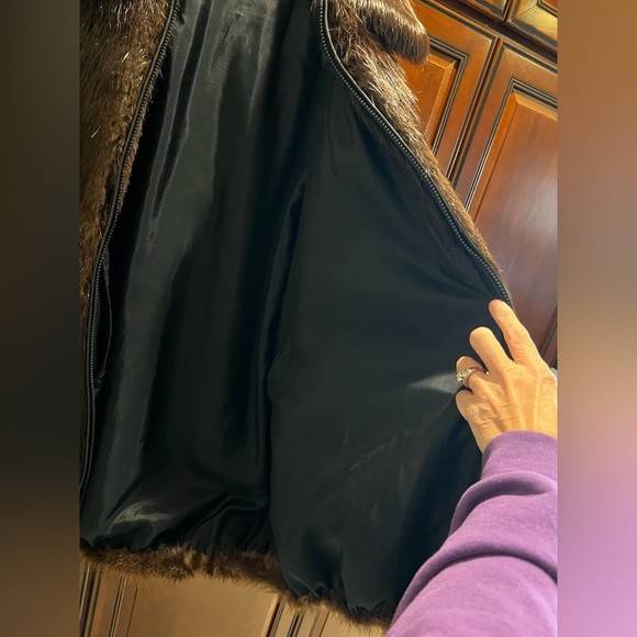 John Pavlis Arlington Heights Beaver Fur Coat EUC Heavy Beautiful - Picture 5 of 9